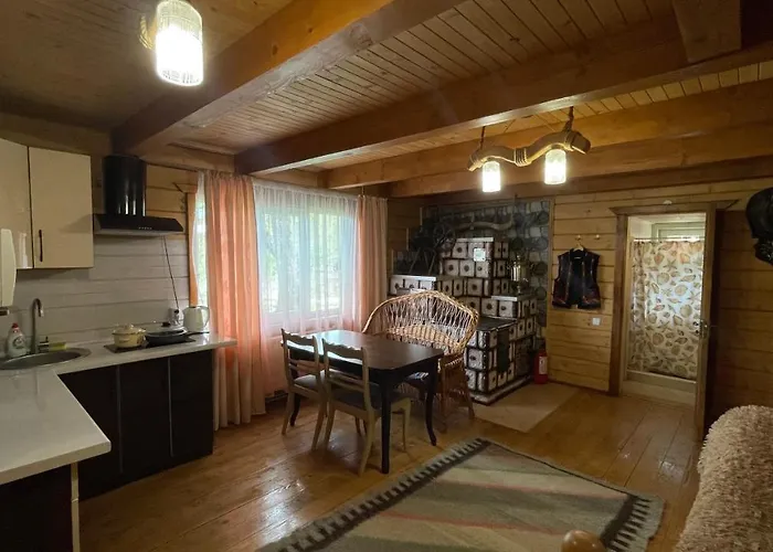 Tatil Evi будиночок в карпатах Yaremche