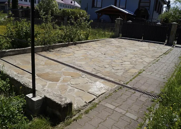 будиночок в карпатах Tatil Evi Yaremche